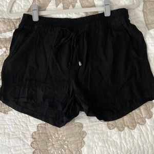 Splendid Black Shorts